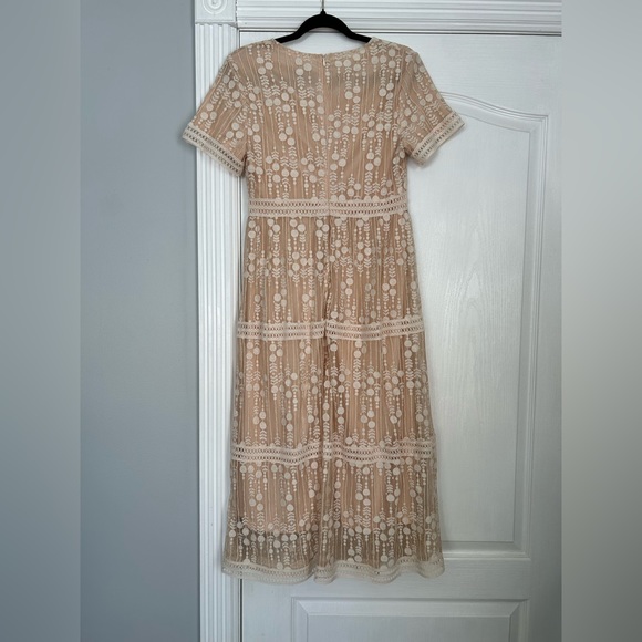 NWOT Ada Faye “Emma” Tea n Rose Dress - Picture 3 of 10